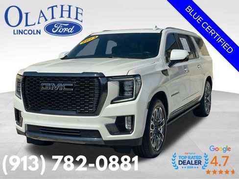 Used 2023 GMC Yukon XL Denali Ultimate AWD/4WD image 1