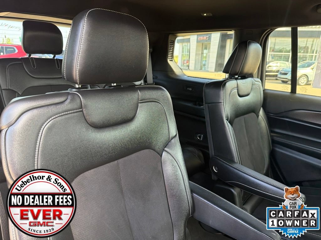 Used 2023 Jeep Grand Cherokee L Laredo AWD/4WD image 5