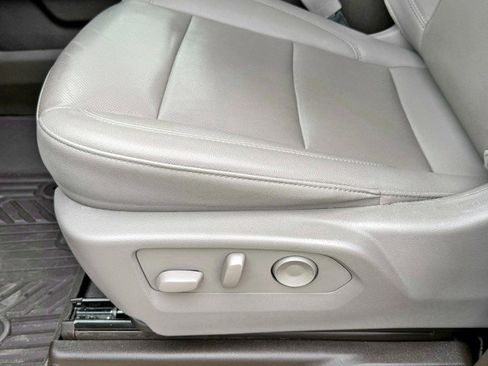 Certified 2024 Chevrolet Silverado 2500 LTZ w/ LTZ Plus Package image 17