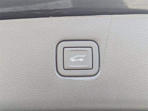 New 2025 Chevrolet Blazer RS w/ Driver Confidence II Package image 21