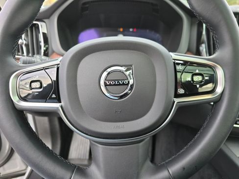 Used 2023 Volvo XC60 B5 Plus w/ Climate Package image 26