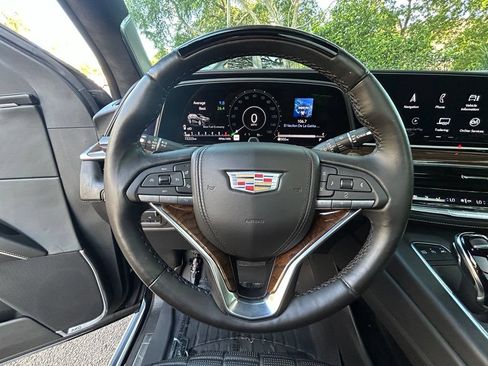Used 2021 Cadillac Escalade ESV Sport Platinum RWD image 17
