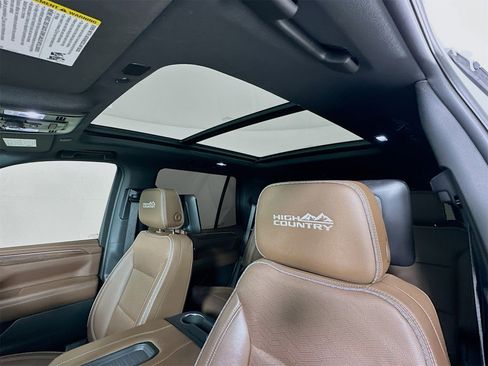 Used 2024 Chevrolet Tahoe High Country w/ Advanced Technology Package image 23