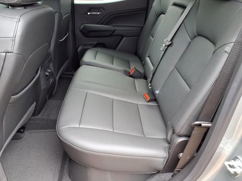 New 2025 Chevrolet Colorado LT w/ LT Convenience Package AWD/4WD image 9
