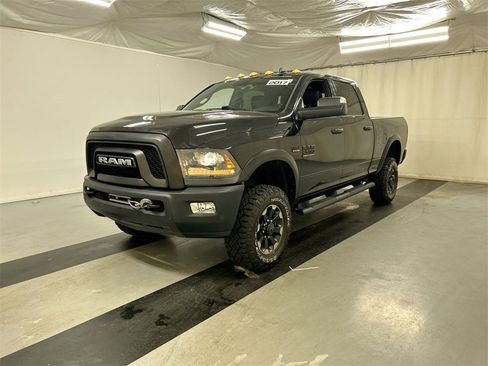 Used 2017 RAM 2500 Power Wagon w/ Leather & Luxury Group image 5