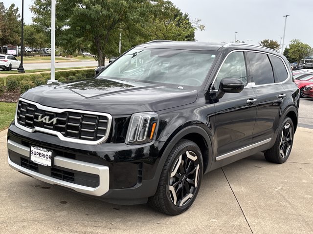 Used 2025 Kia Telluride S AWD/4WD image 11