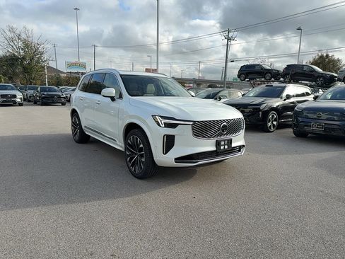 New 2026 Volvo XC90 T8 Ultra image 6