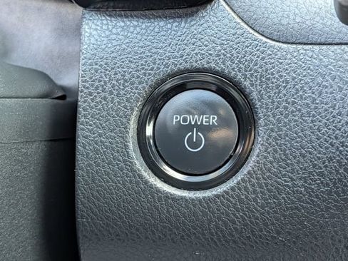 Used 2025 Toyota Camry SE w/ Convenience Package AWD/4WD image 19