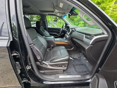 Used 2016 Chevrolet Tahoe LTZ AWD/4WD image 10