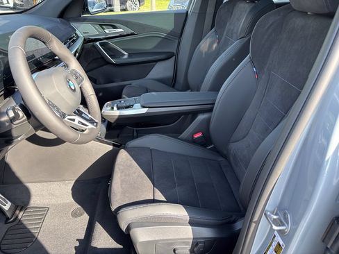 New 2026 BMW X2 xDrive28i w/ Technology Package AWD/4WD image 14