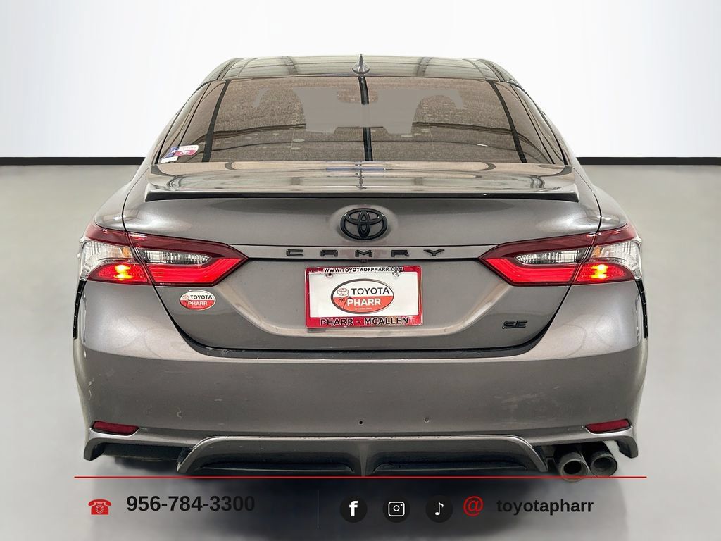Used 2023 Toyota Camry SE FWD image 6