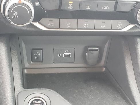 Certified 2025 Nissan Sentra S image 31