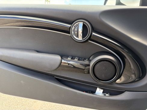 Used 2024 MINI Cooper S image 17