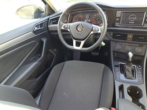 Used 2021 Volkswagen Jetta S w/ Driver Assistance Package image 10