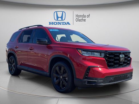 Certified 2025 Honda Pilot Black Edition image 1