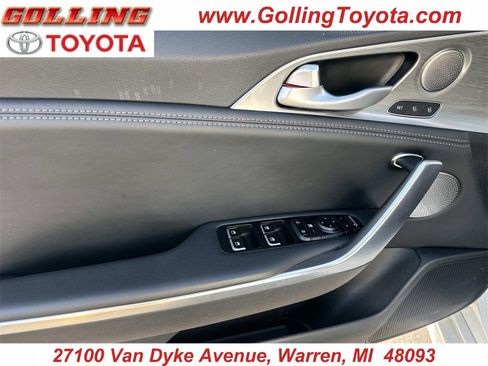 Used 2021 Kia Stinger GT2 image 16