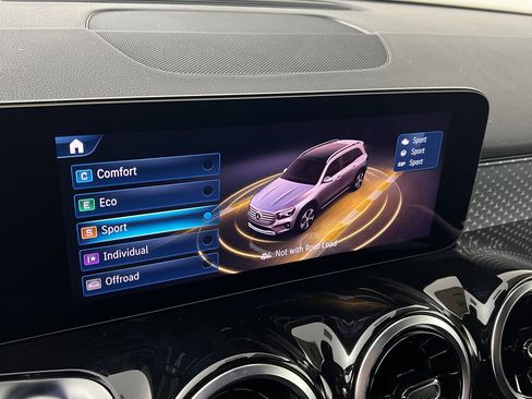 New 2026 Mercedes-Benz GLB 250 4MATIC image 30