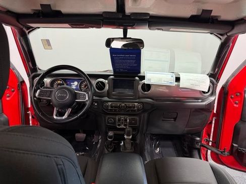 Used 2020 Jeep Wrangler Unlimited Sahara AWD/4WD image 32
