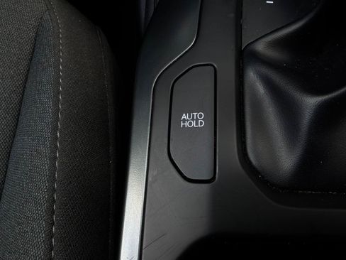 Used 2025 Kia K4 FWD image 23