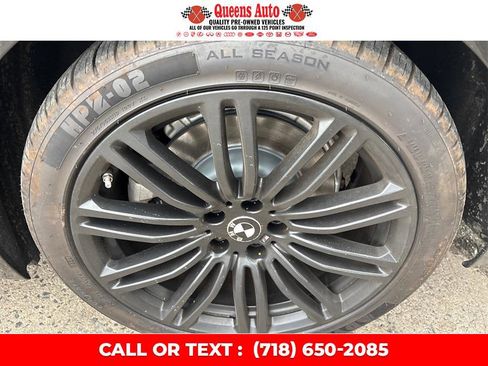 Used 2019 BMW 530e w/ M Sport Package image 32