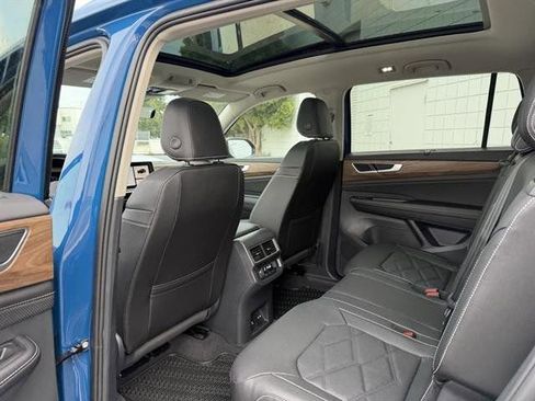 New 2026 Volkswagen Atlas SE image 15