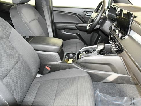 Used 2023 Chevrolet Colorado LT w/ LT Convenience Package II image 41