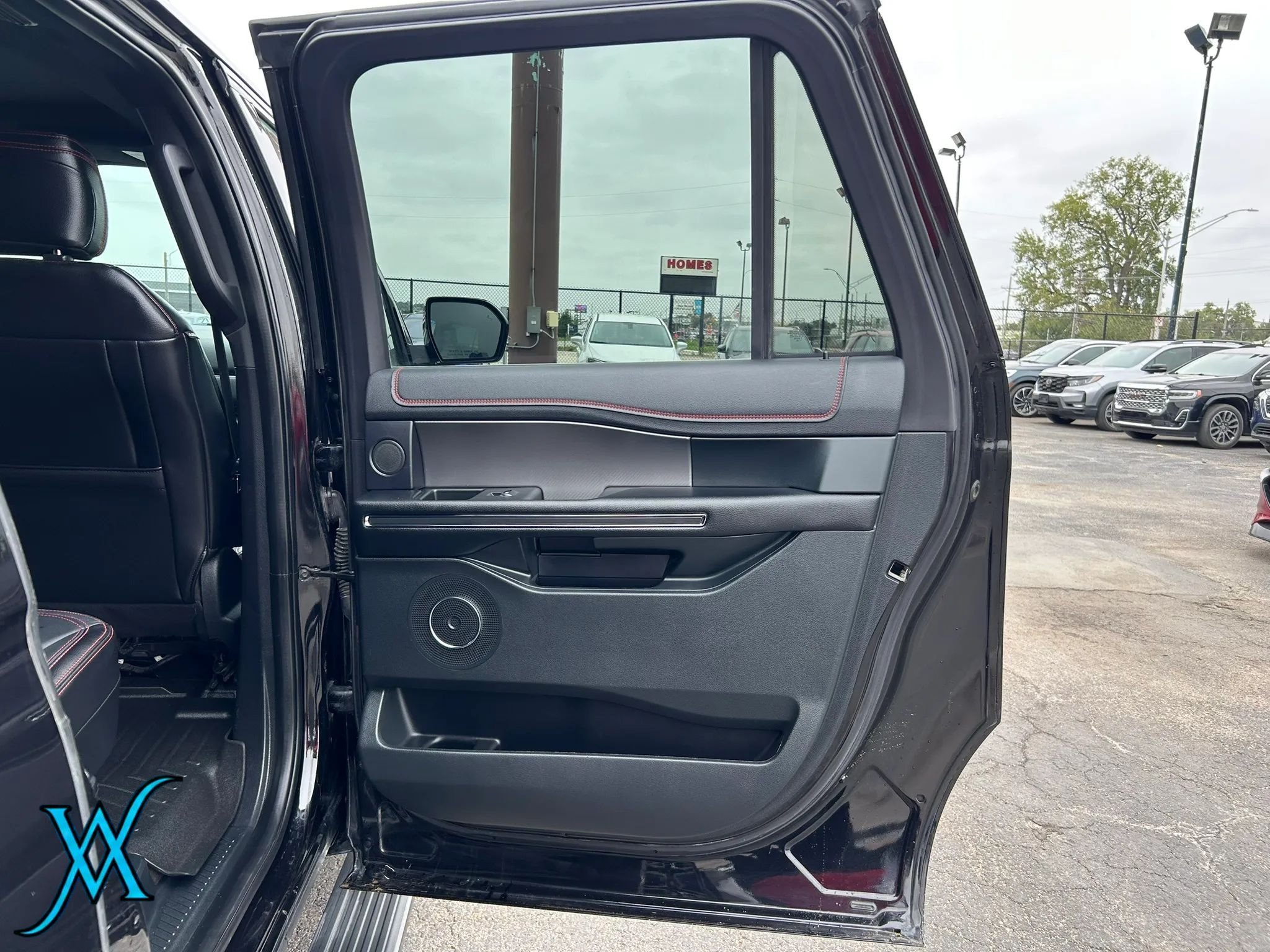 Used 2020 Ford Expedition Max Limited w/ Equipment Group 303A AWD/4WD image 20