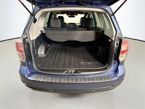 Used 2018 Subaru Forester 2.5i Touring AWD/4WD image 30