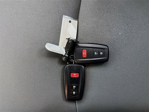 Used 2022 Toyota 4Runner SR5 Premium image 35