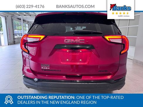 Certified 2022 GMC Terrain SLE w/ Driver Convenience Package AWD/4WD image 7