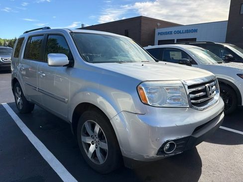 Used 2013 Honda Pilot Touring image 4