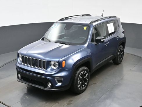 Used 2023 Jeep Renegade Latitude AWD/4WD image 34