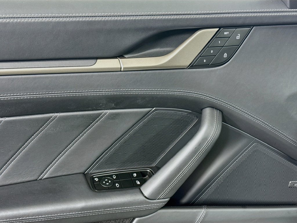 Certified 2025 Porsche 911 Turbo S AWD/4WD image 18