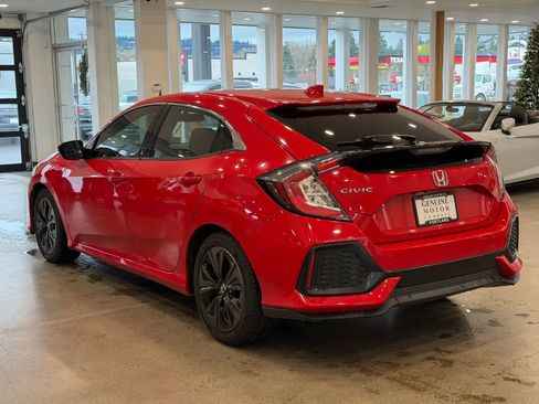 Used 2017 Honda Civic EX image 4