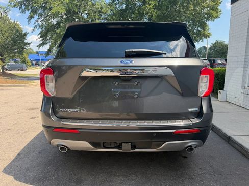 Used 2020 Ford Explorer Limited w/ Class III Trailer Tow Package AWD/4WD image 6