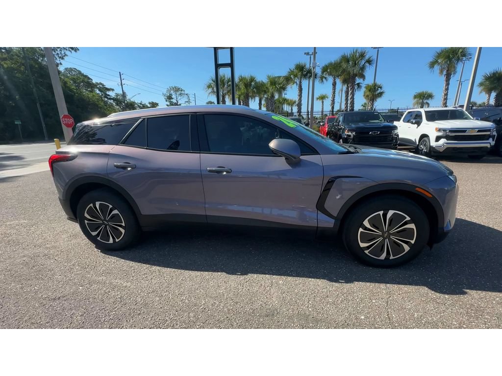Used 2024 Chevrolet Blazer EV LT AWD/4WD image 9