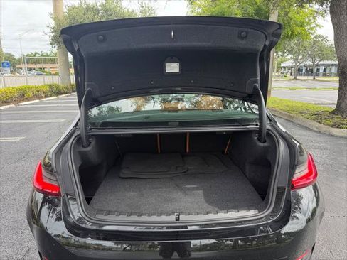Used 2024 BMW 330i xDrive Sedan w/ Convenience Package AWD/4WD image 19