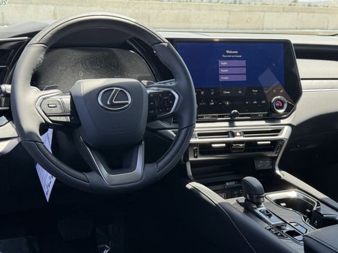 New 2026 Lexus RX 350h AWD/4WD image 22