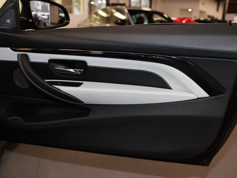 Used 2019 BMW M4 Coupe w/ Executive Package image 18