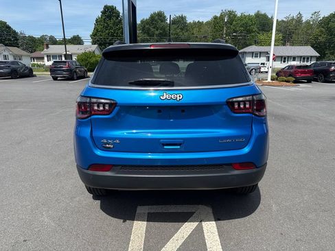 Used 2024 Jeep Compass Limited AWD/4WD image 4