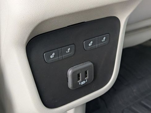 Used 2024 GMC Terrain Denali w/ Denali Premium Package image 22