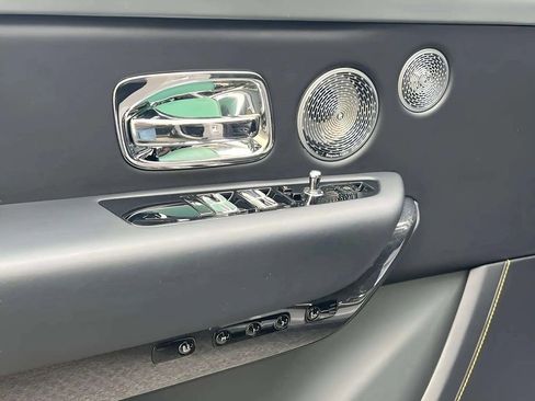 Used 2024 Rolls-Royce Cullinan Black Badge AWD/4WD image 6