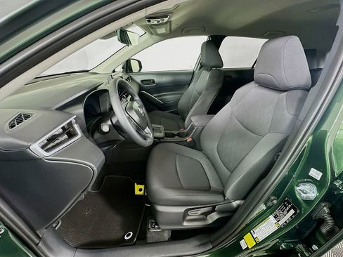 Used 2026 Toyota Corolla Cross LE image 21