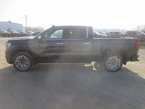 New 2026 GMC Sierra 1500 Denali Ultimate image 9