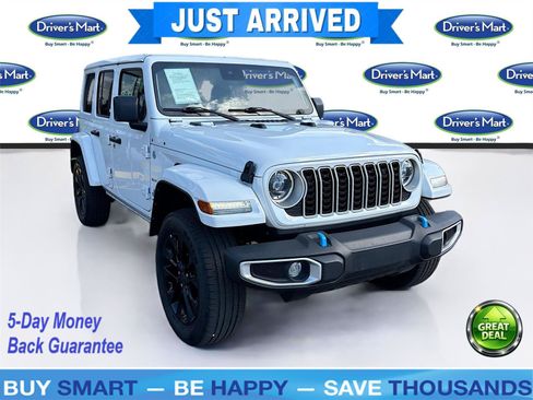 Used 2024 Jeep Wrangler Unlimited Sahara AWD/4WD image 1