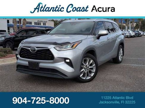 Used 2021 Toyota Highlander Limited image 1