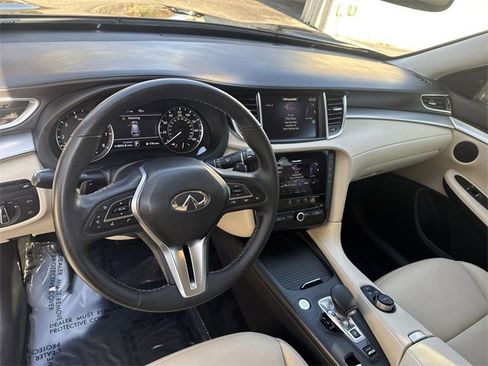 Used 2020 INFINITI QX50 Luxe image 16
