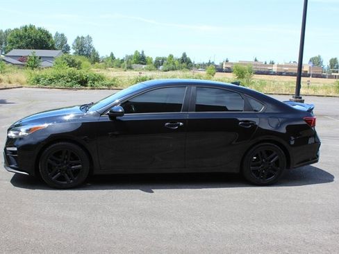 Used 2019 Kia Forte S w/ S Premium Package FWD image 7