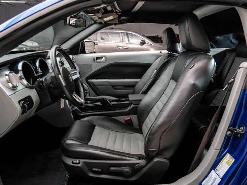 Used 2007 Ford Mustang GT Premium RWD image 3