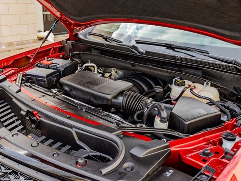 Used 2025 Cadillac Escalade Sport Platinum w/ LPO, Floor Liner Package image 43